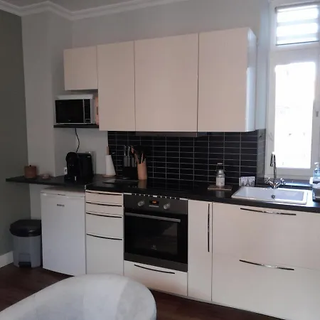 Appartement Le P'Tit Croissant à Bayeux Extérieur photo